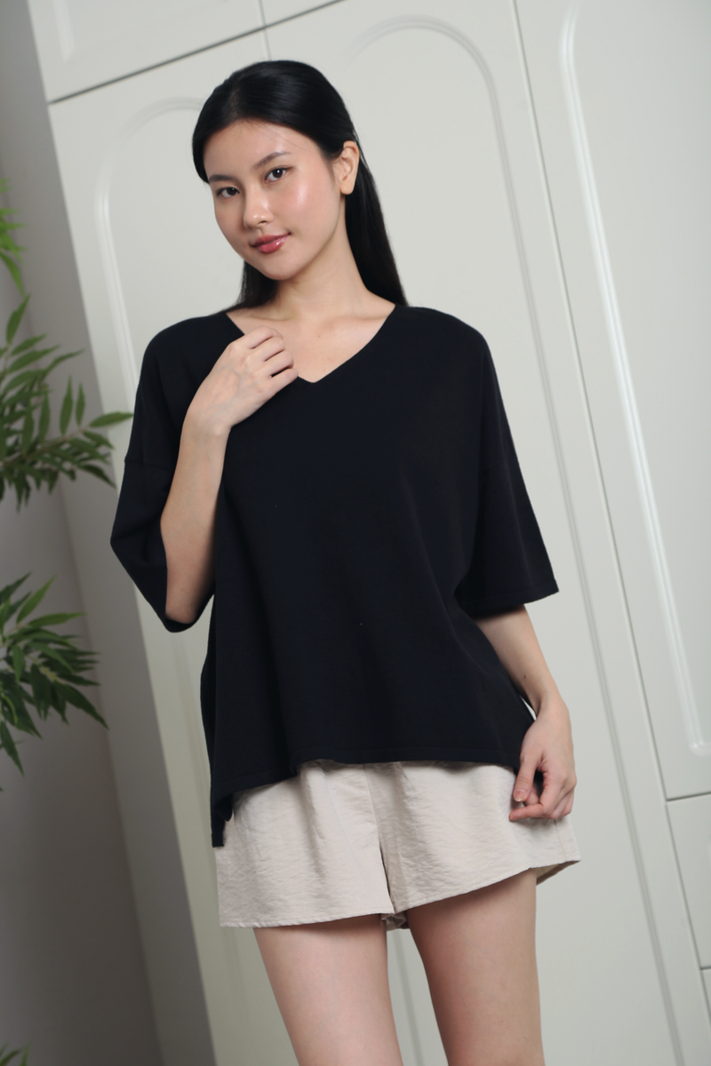 Smith Refined Boxy Knit Top Black