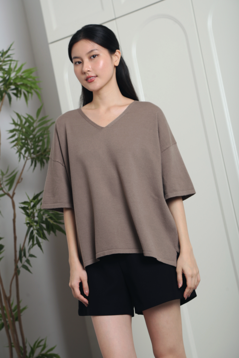 Smith Refined Boxy Knit Top Taupe