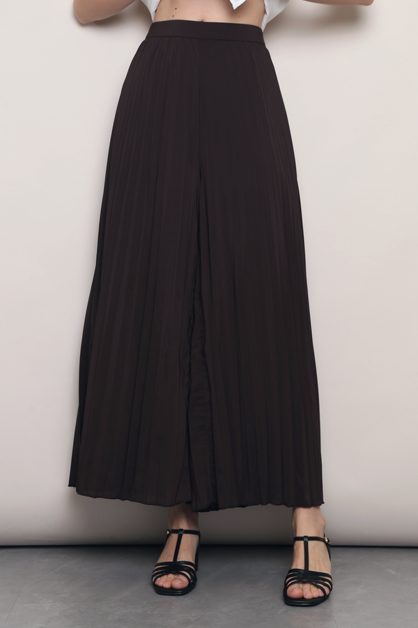 (Regular) Soft Motion Pleated Pants Brown