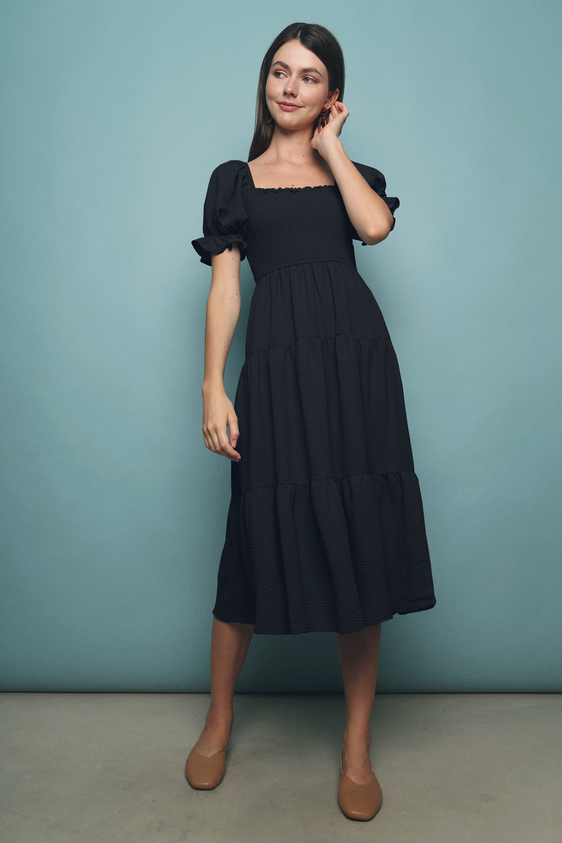 Suli Smocked Midi Dress Black