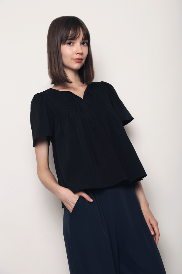 Summer Story Tie Top Black