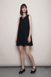 Tie the Knot Shift Dress Black