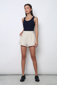 All Day Tailor Shorts Beige (Restock)