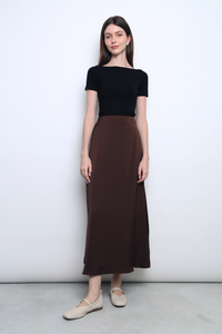 Unwind Boat Neck Mochie Tee Black