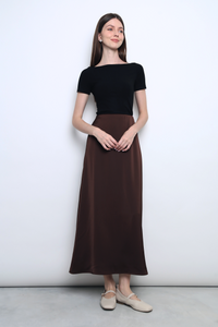 Unwind Boat Neck Mochie Tee Black