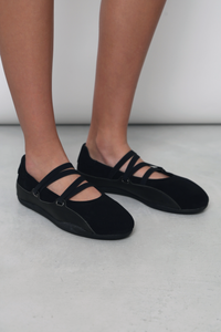 Whitmore Strappy Leather Flats Black