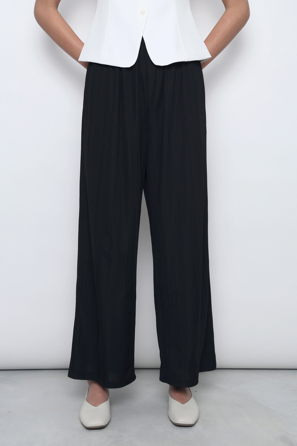 Aero Textured Pants Black