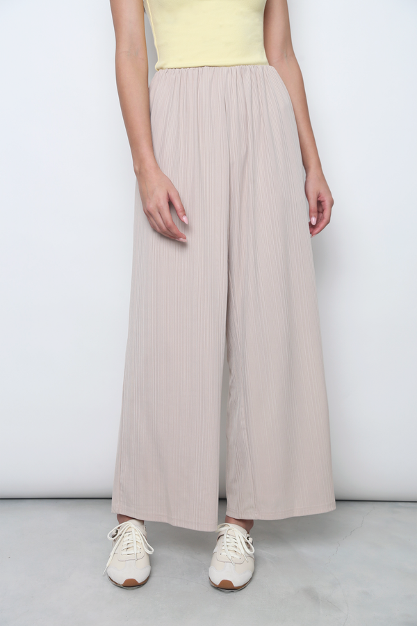 Aero Textured Pants Oat (Backorder)