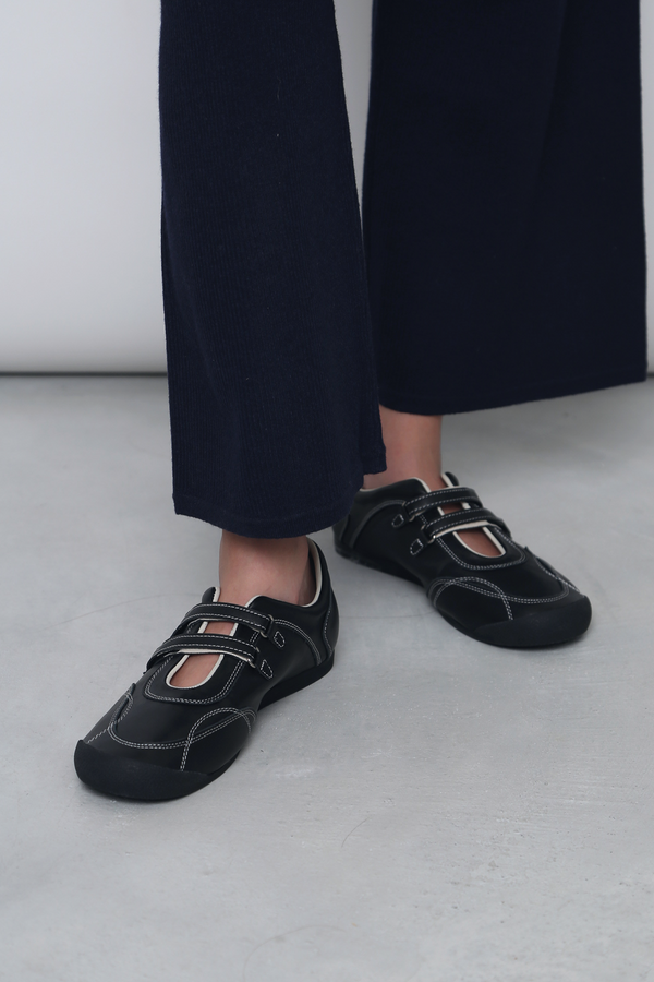 Ashford Street Mary Janes Black (Backorder)
