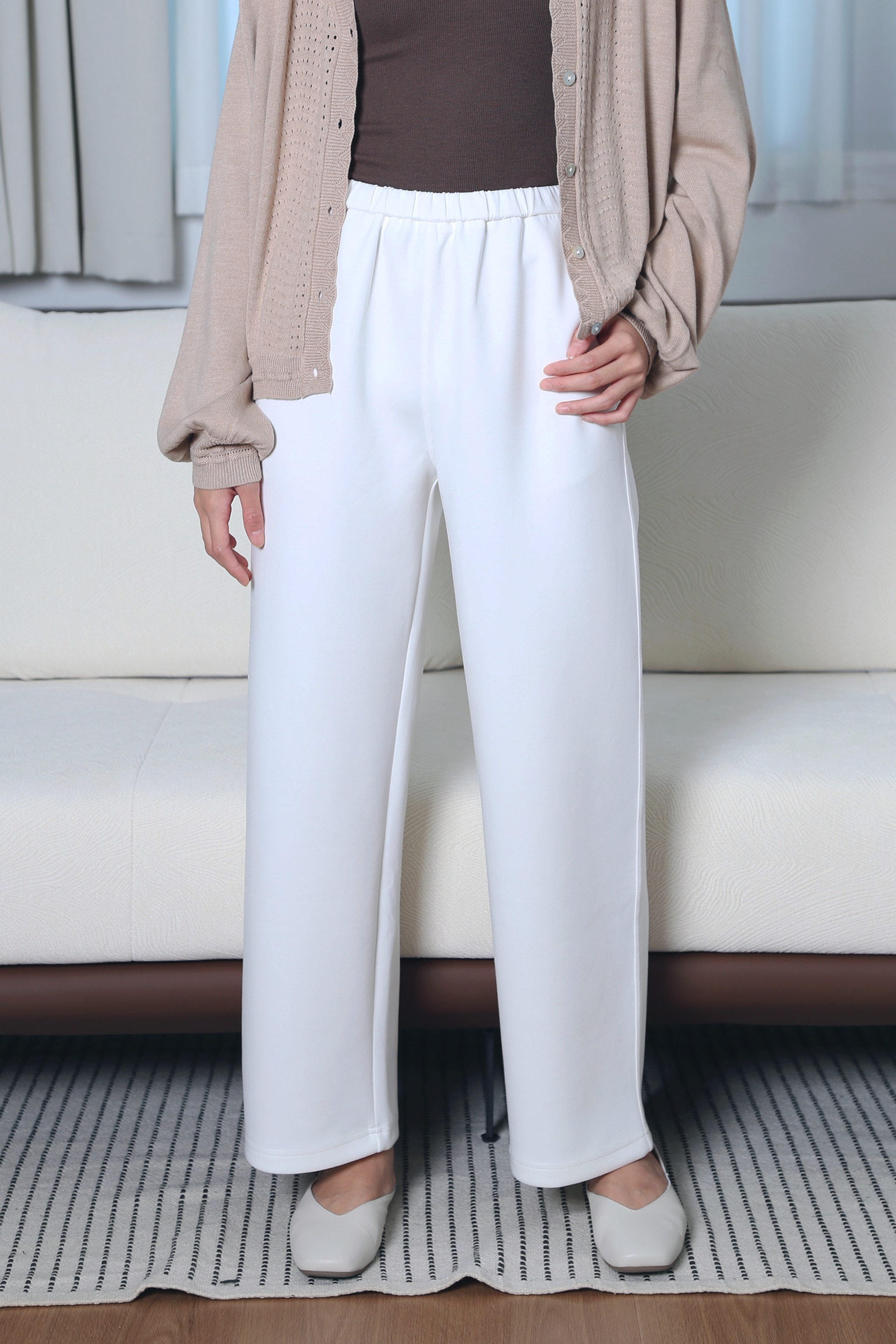 Avalon V2 Straight Leg Slacks White (Restock) – Hollyhoque Avalon V2 Straight Leg Slacks White (Restock) – Hollyhoque