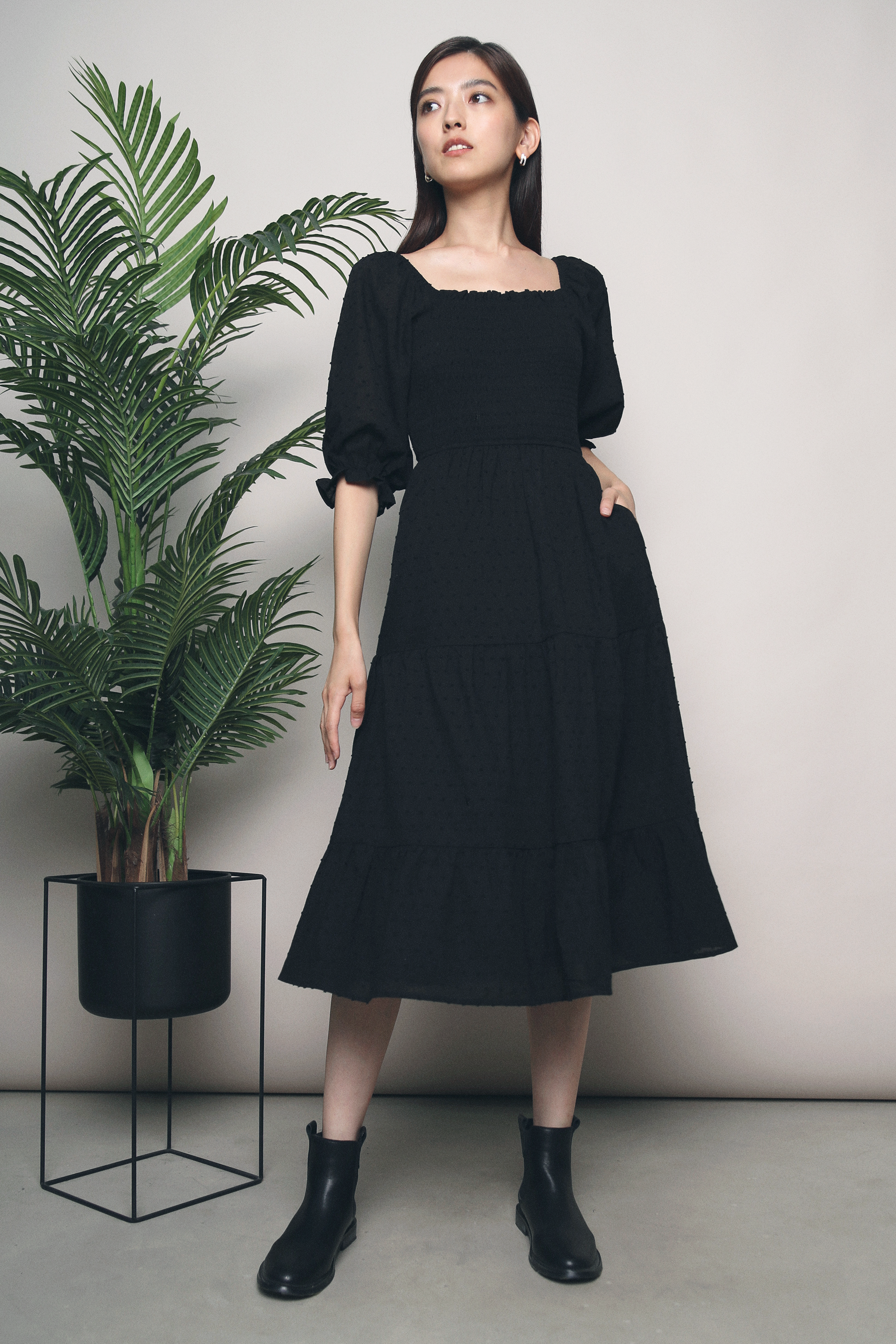 Dani Swiss Dot Midi Dress Black
