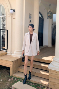 Vantage Cutout Skorts Cream