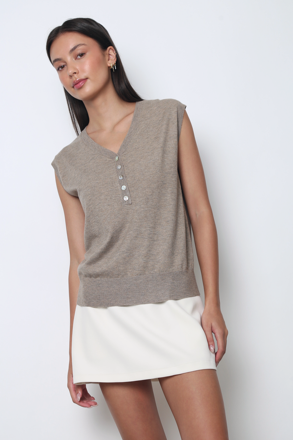 Brooks Button Down Sleeveless Vest Top Brown