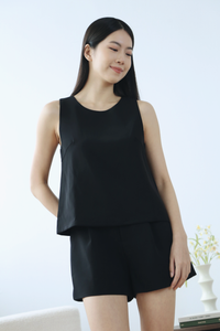Celin Pleated Sleeveless Blouse Black