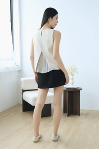 Celin Pleated Sleeveless Blouse Cream