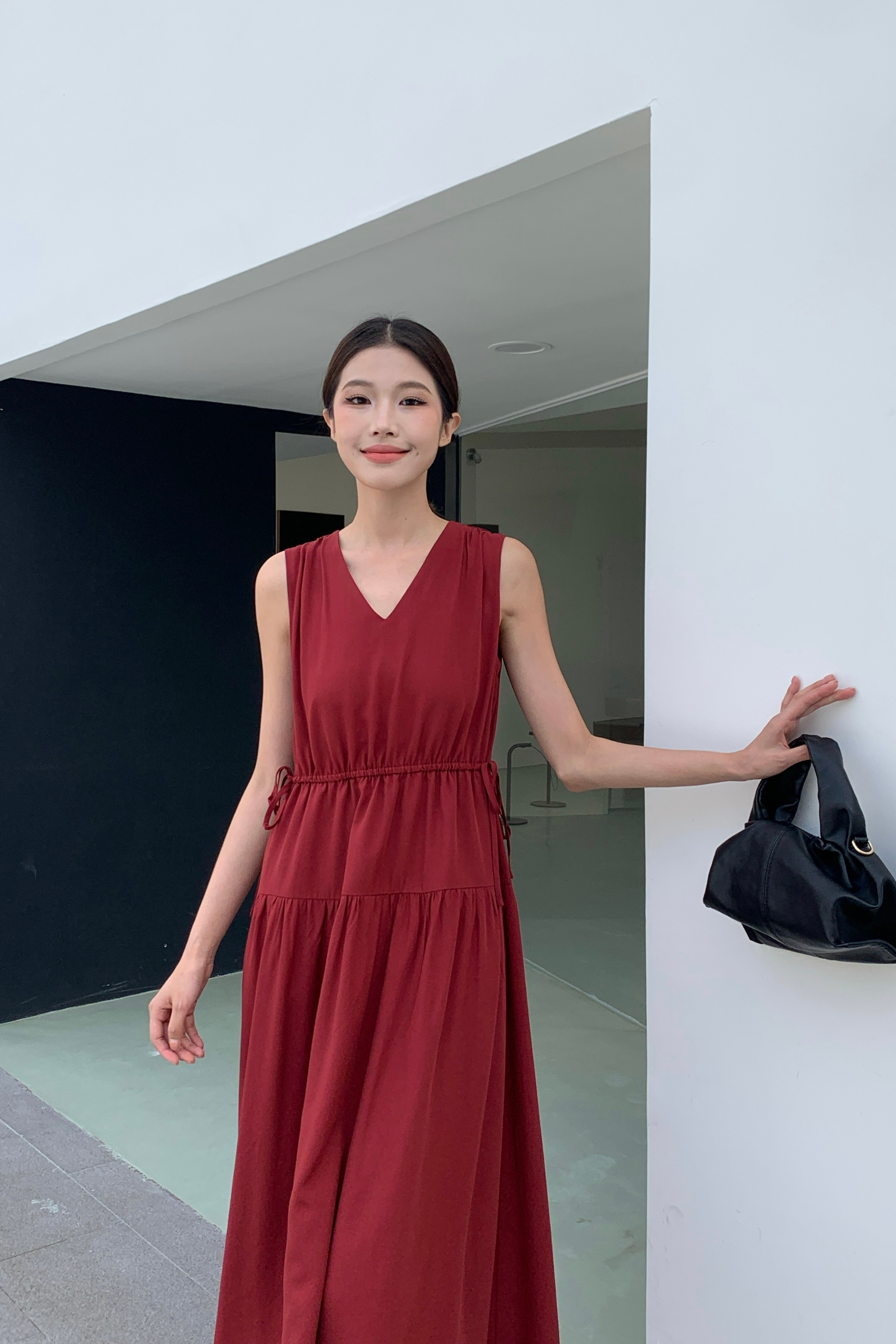 Chantelle Tie Waist Midi Dress Crimson