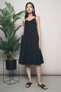 Jeron Scoop Back Midi Dress Black