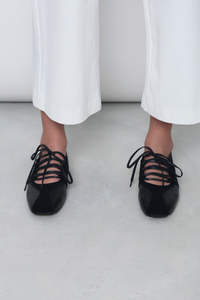 Eleanor Lace Up Leather Flats Black