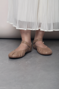 Etoile Gathered Mary Janes Caramel