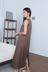 Field Song V2 Midi Dress Brown (Backorder)