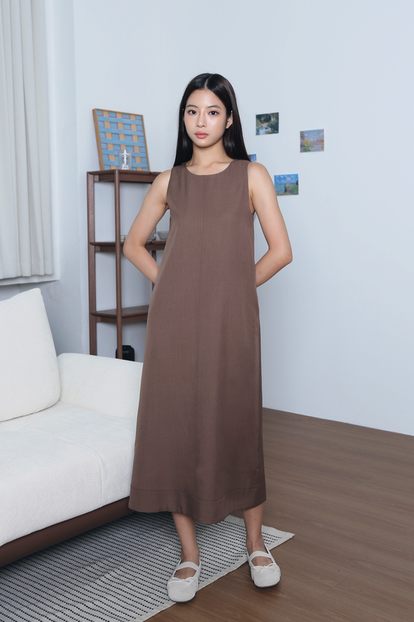 Field Song V2 Midi Dress Brown (Backorder)