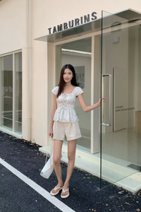 Fleurine Fan Sleeves Top White