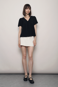 Flutter Kiss Blouse Black