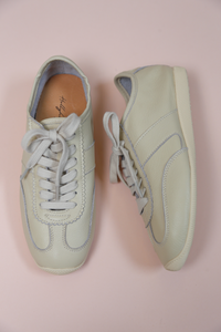 Forever Young Sneakers Eggshell (Backorder)