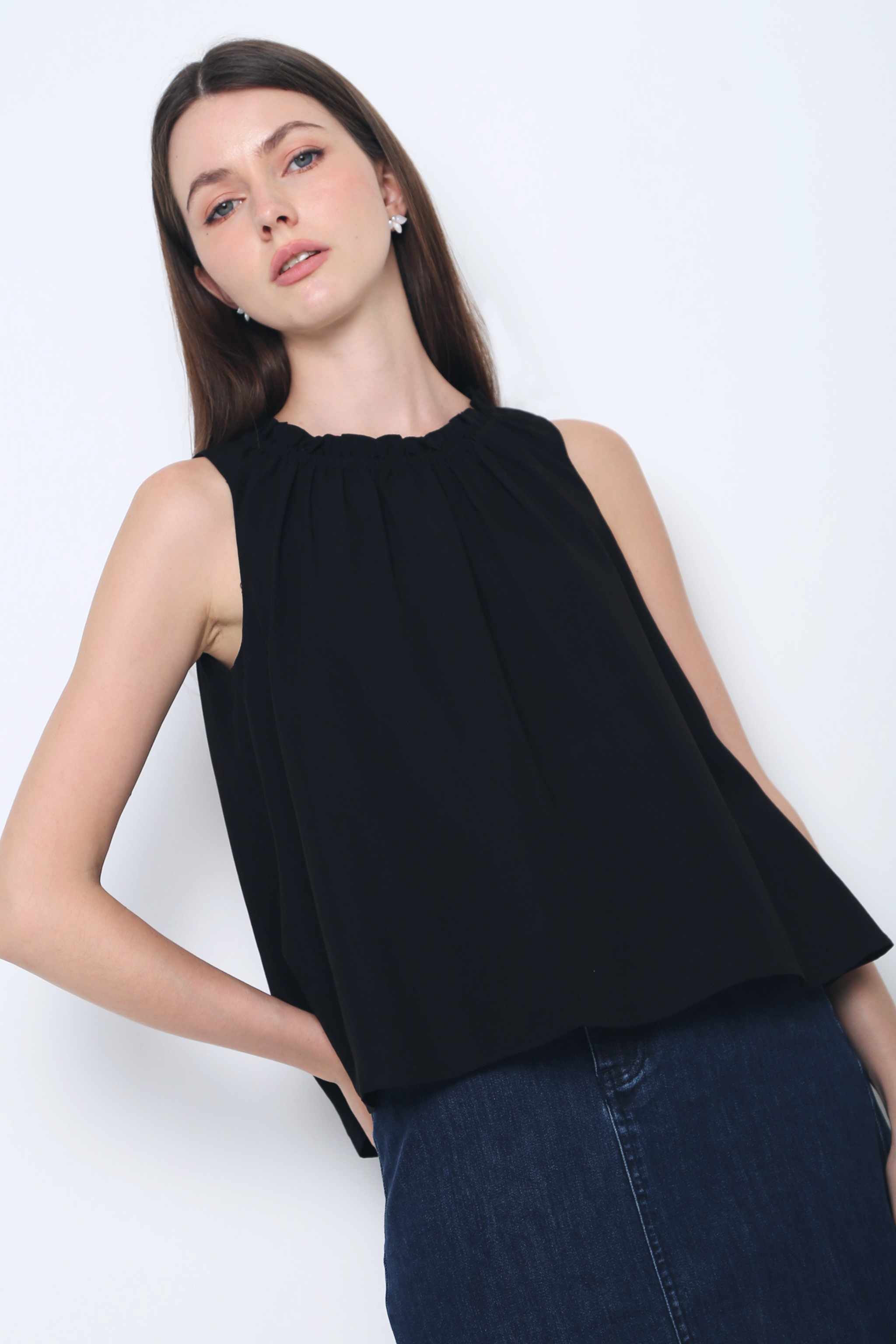 Graceous Ruffles Blouse Black