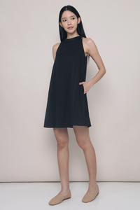 Sui Band Collar Dress Black