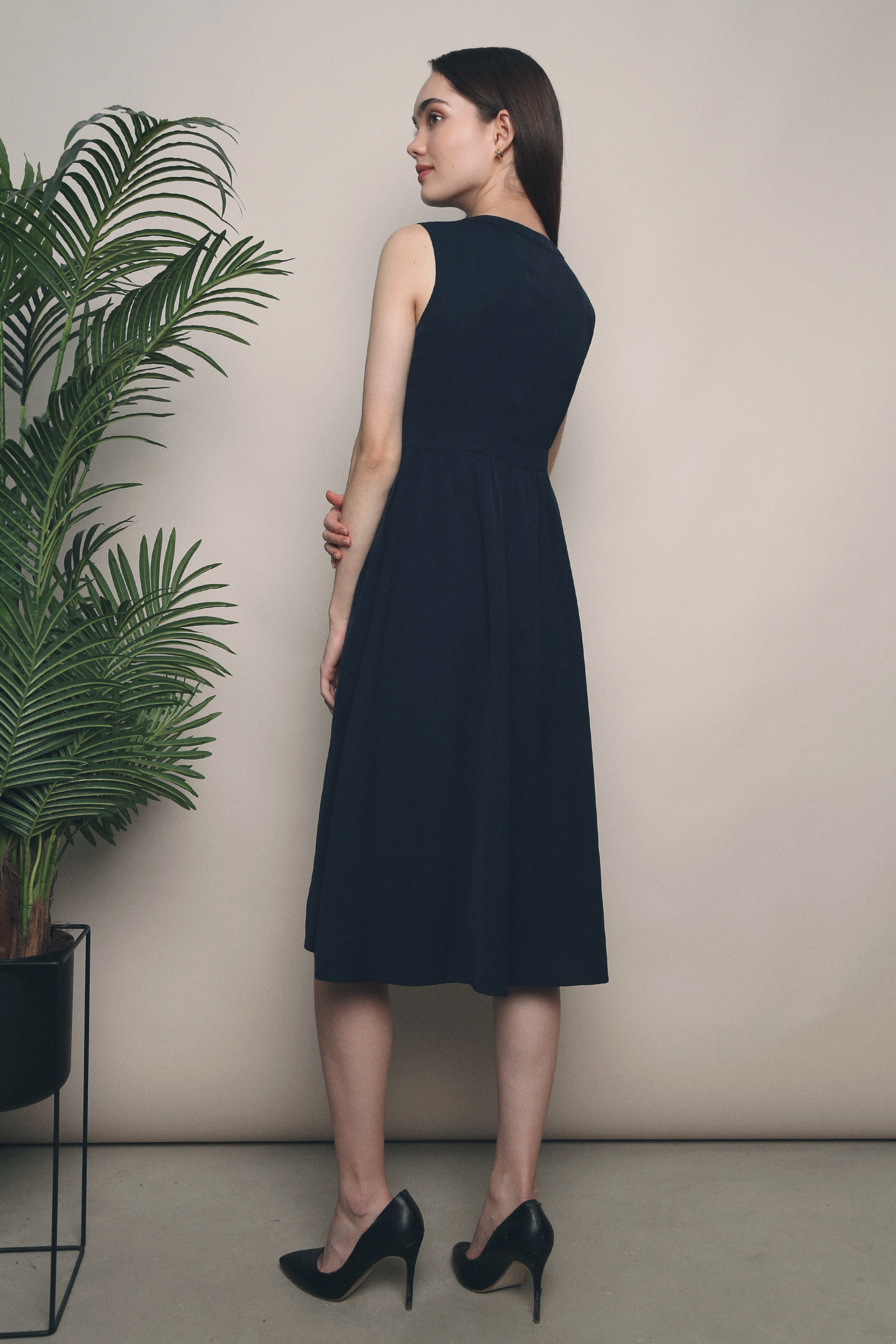 Clementine Pressed Pleat Midi Dress Navy