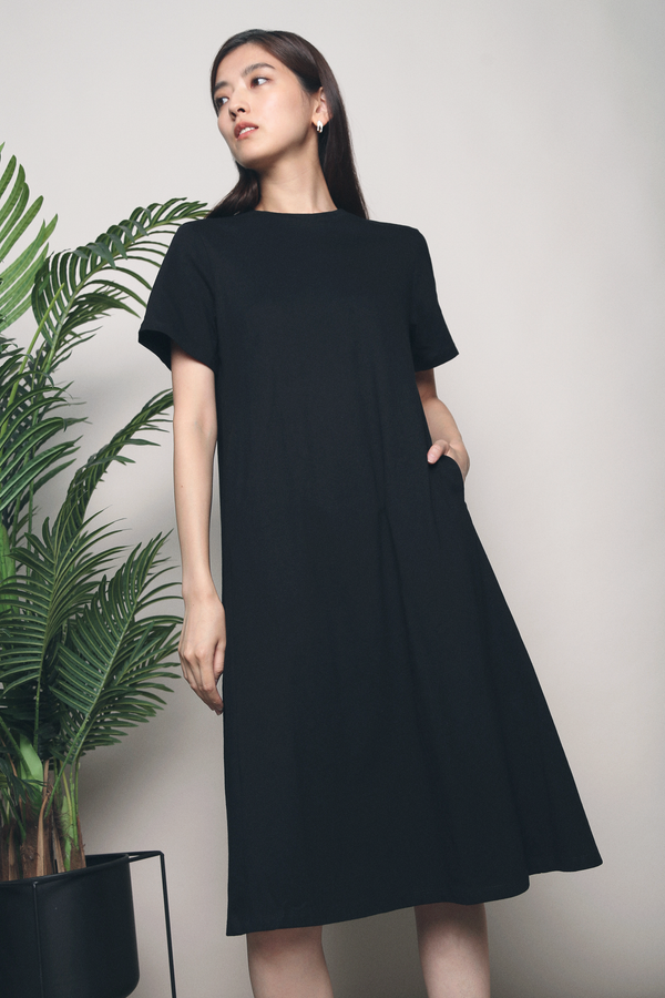 Tibury Flare Tee Maxi Dress Black
