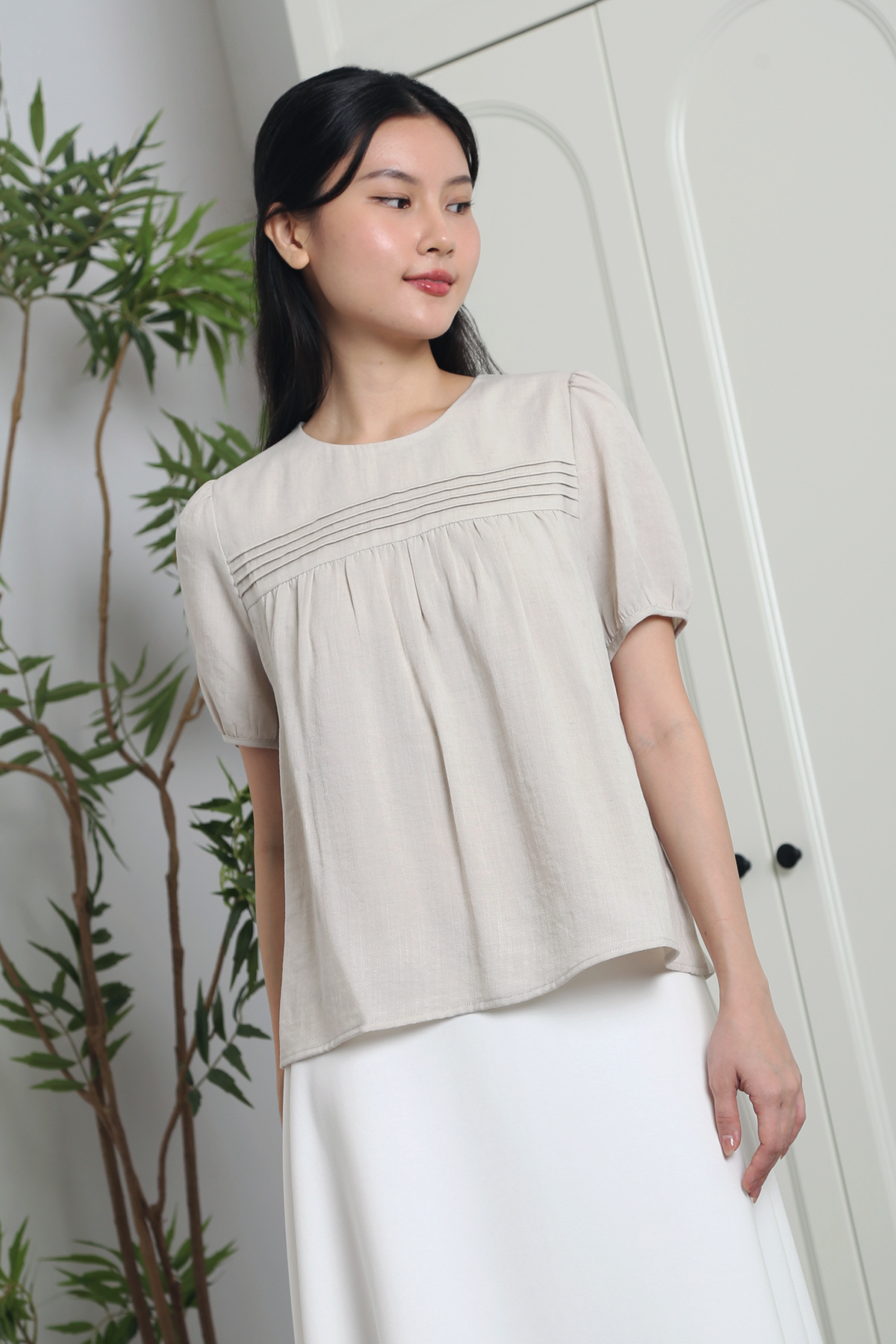Ivywood Pleat Blouse Linen