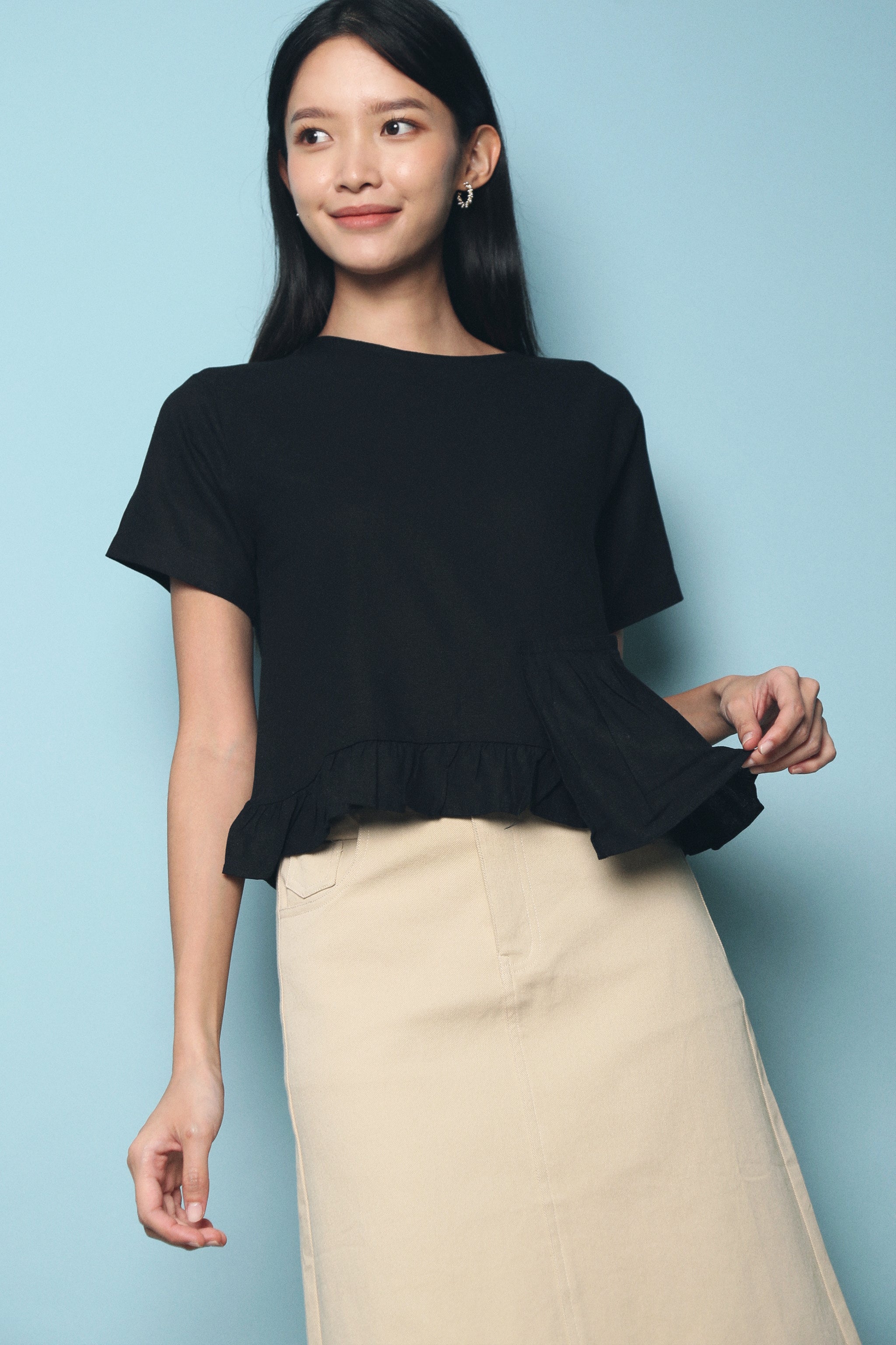 Joie Ruffled Linen Top Black