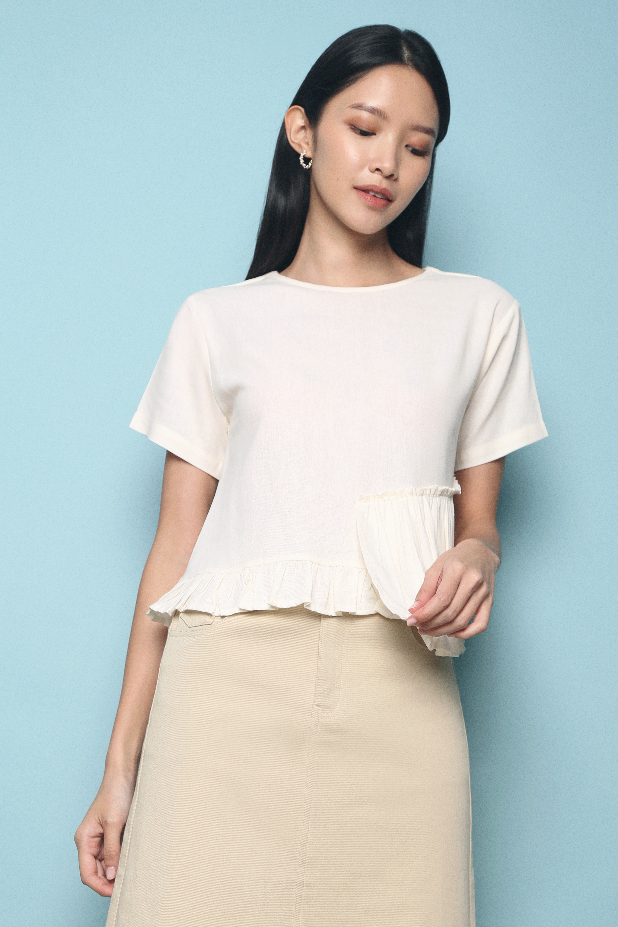 Joie Ruffled Linen Top White