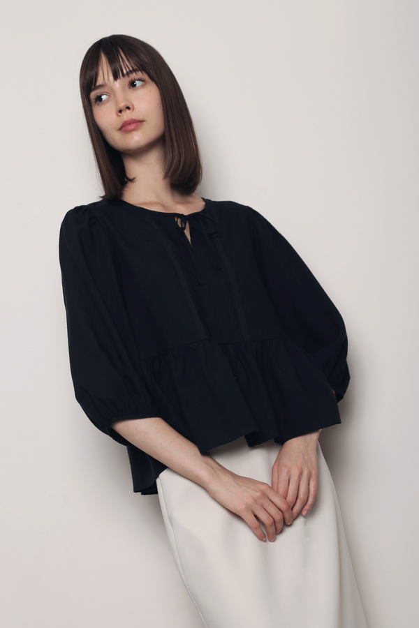 Laurel Lace Pleat Blouse Navy