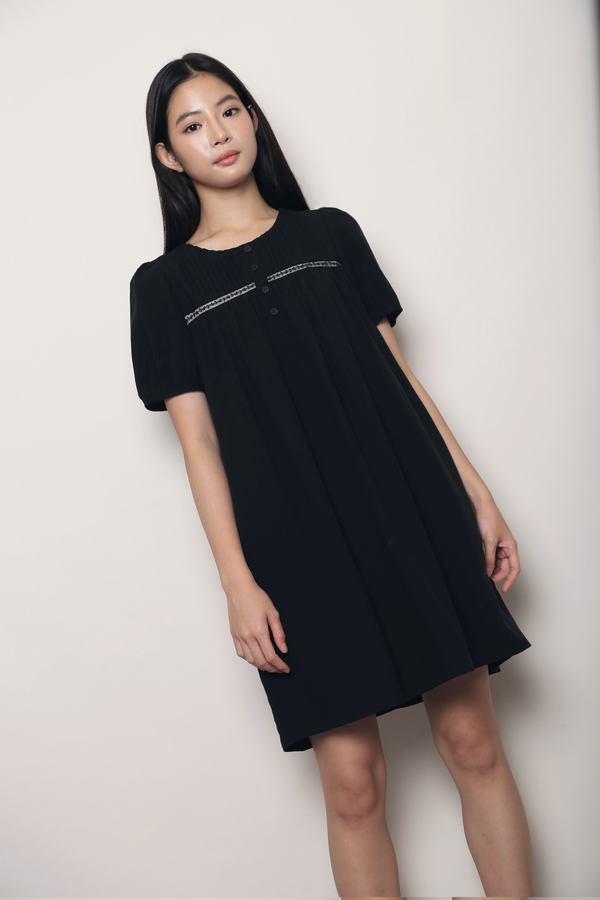 Meadow Lace Dress Black