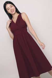 Meagan Pleat Waist Midi Dress Burgundy