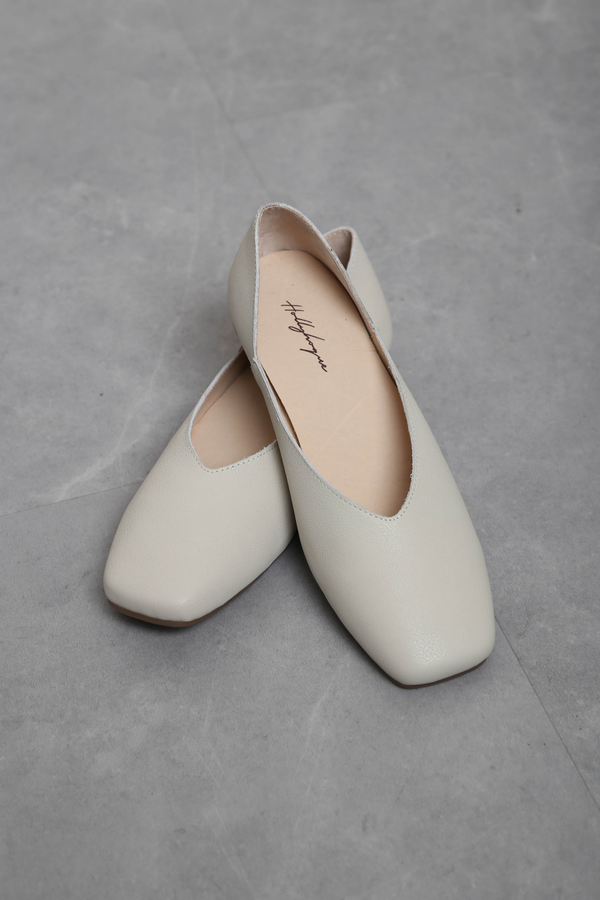 Mollie V2 Leather Shoes Off White (Restock)