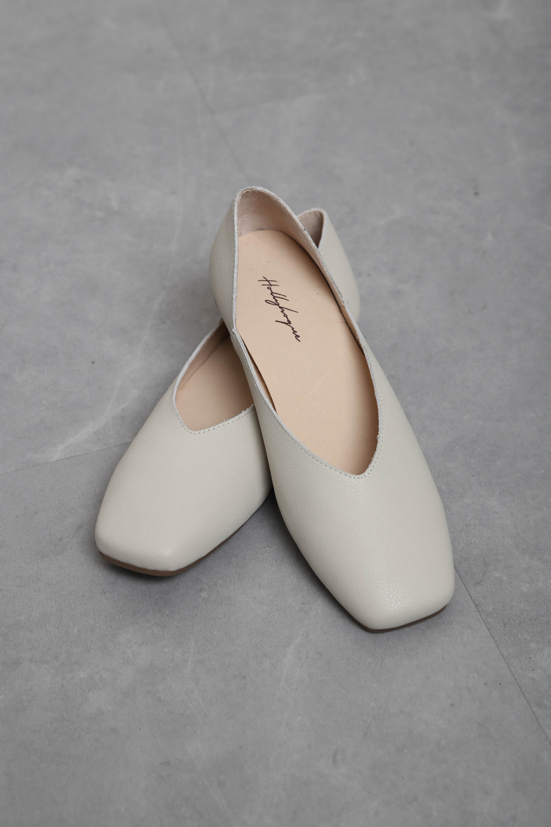 Mollie V2 Leather Shoes Off White (Backorder)