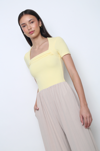Poise Trapeze Neck Tee Vanilla Yellow