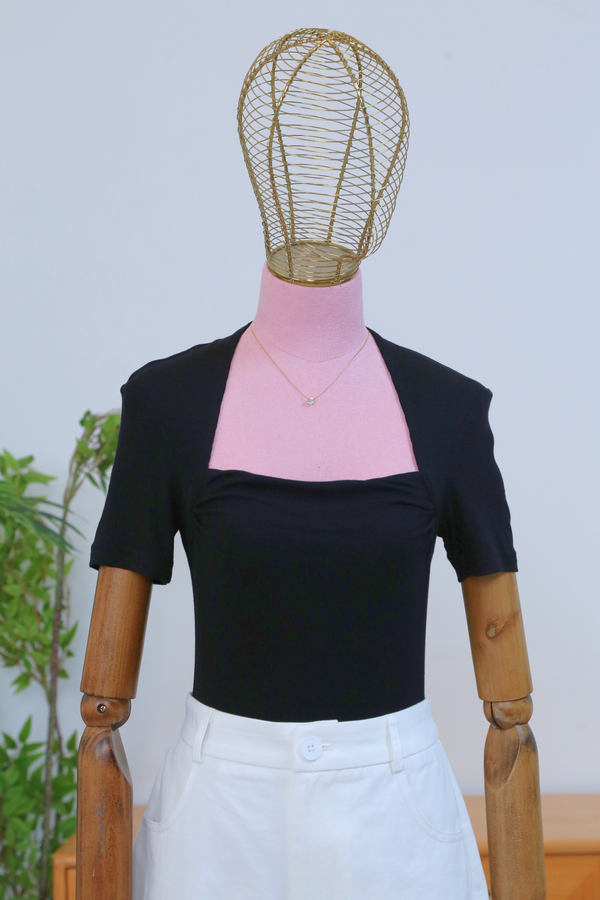 Poise Trapeze Neck Tee Black