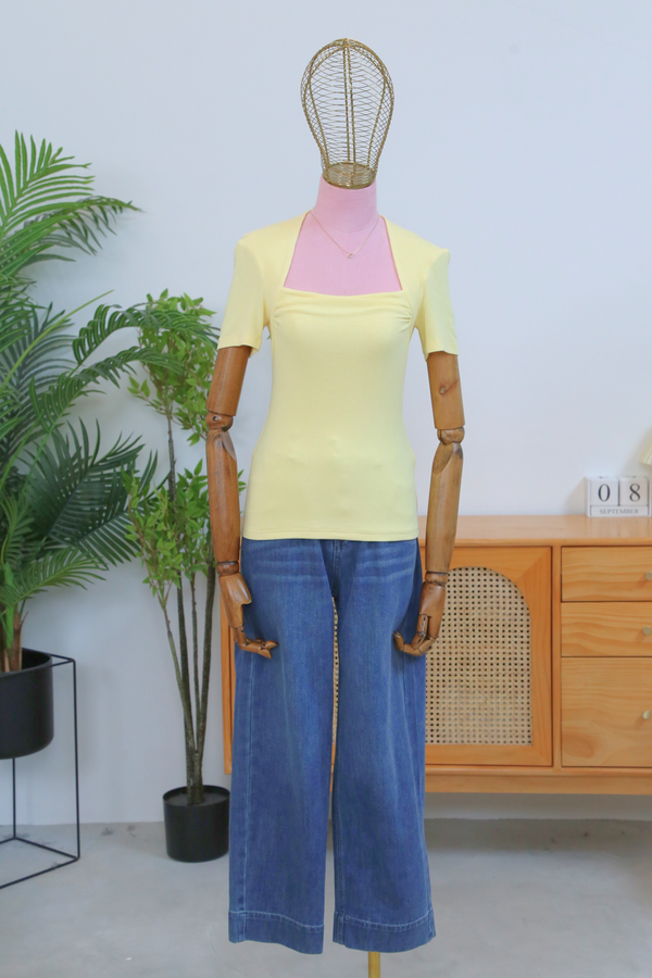 Poise Trapeze Neck Tee Vanilla Yellow