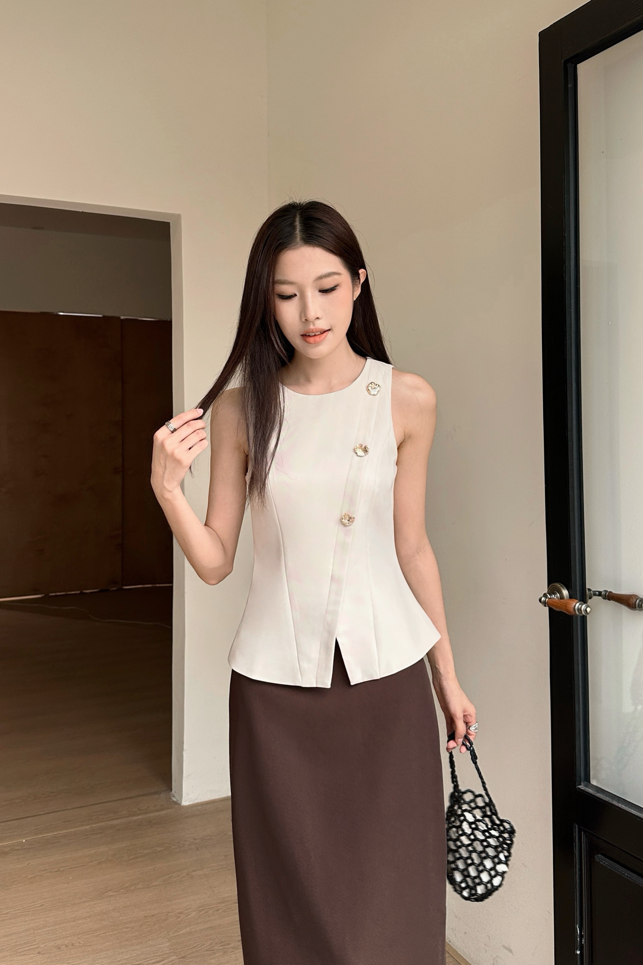 Polished Shell Vest Top Ivory