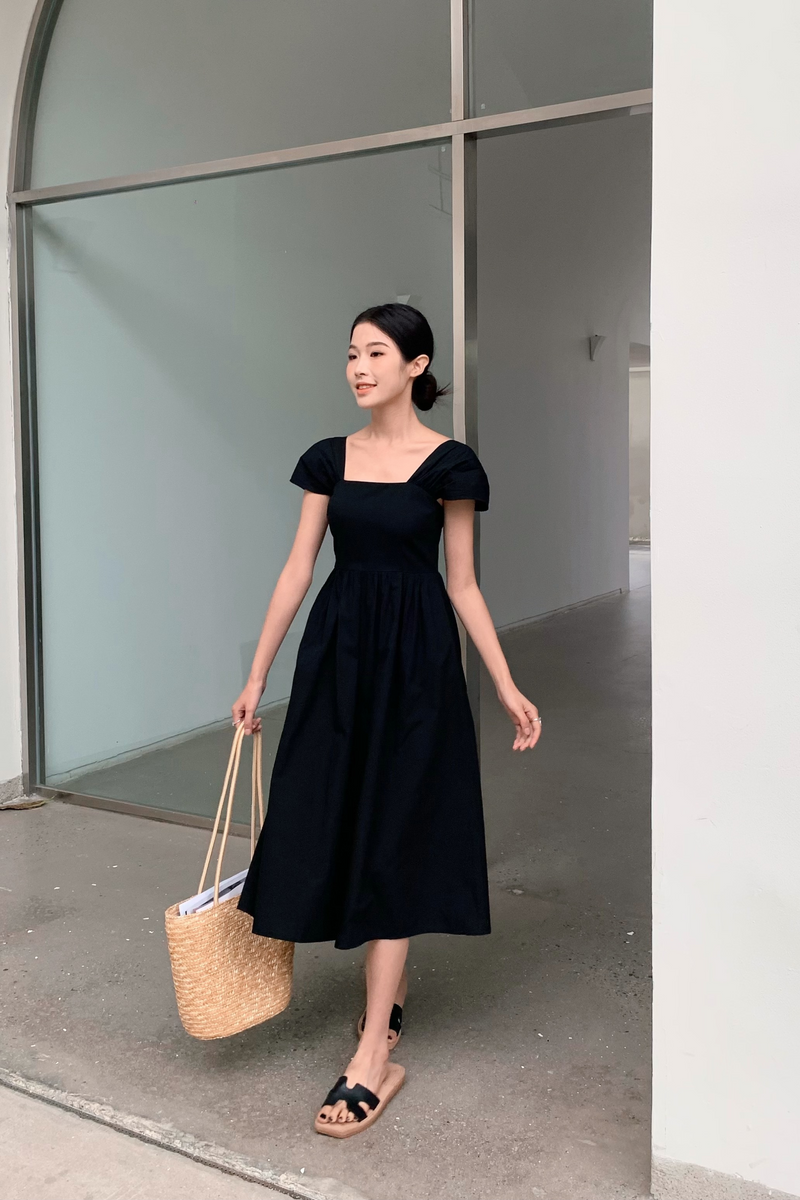 Portland Fan Sleeves Midi Dress Black (Restock)