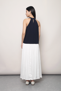 Refined Sleeveless Blouse Navy