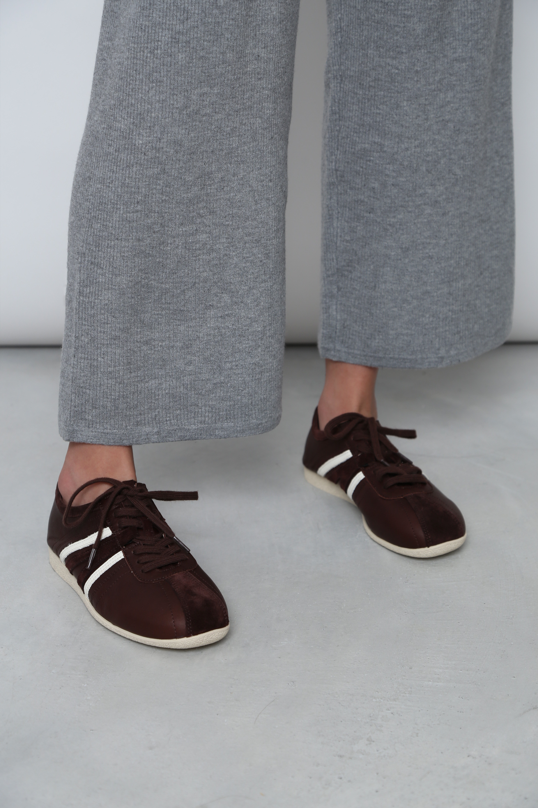 Regent Court Walker Oxblood