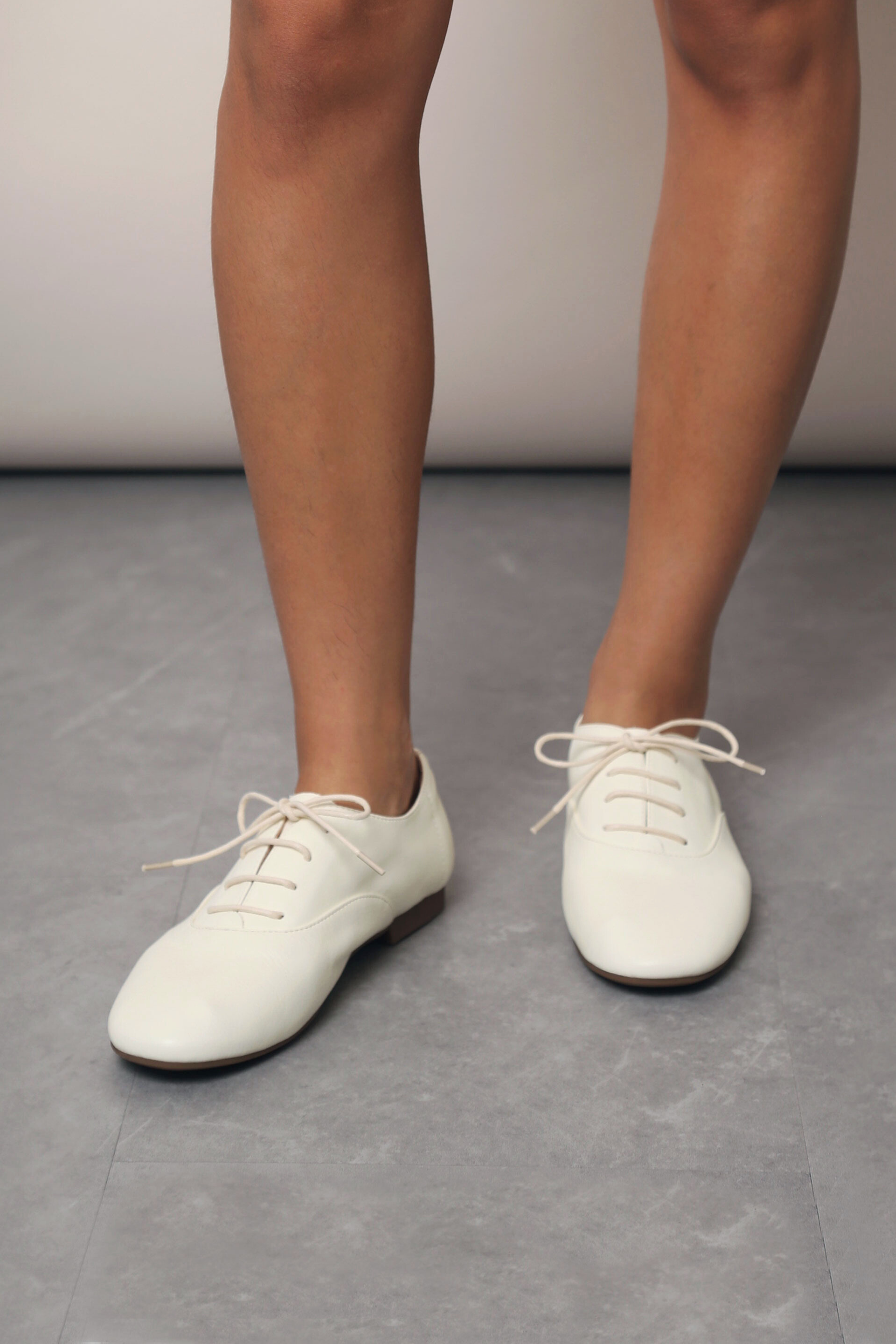 Scholar Lace Flats White