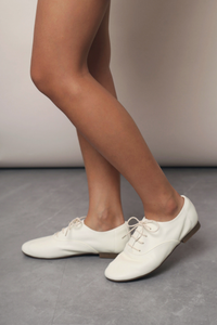 Scholar Lace Flats White