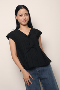 Softline Pleat Blouse Black